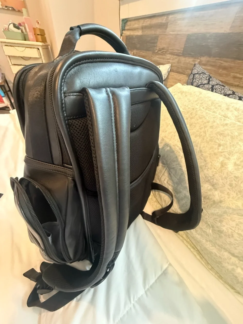 TUMI “Alpha Bravo” Black Leather Sleek Men’s Backpack 🖤